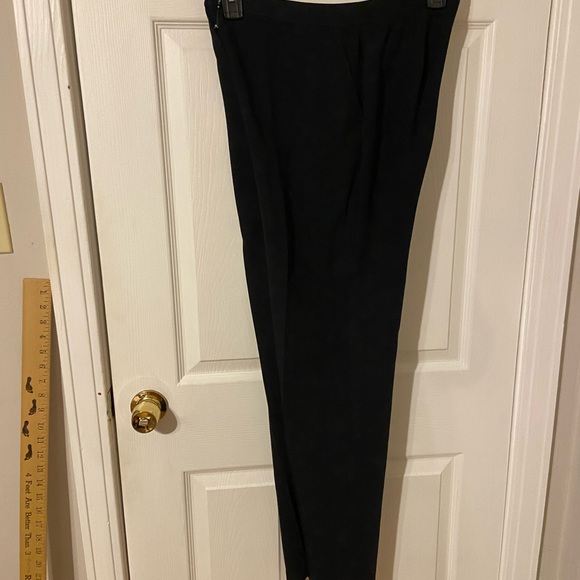 Uniform John Paul Richard Size 10 Sleek Black Pants - Picture 5 of 7